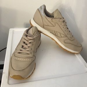 Reebok Women’s Classic Leather Met Diamonds